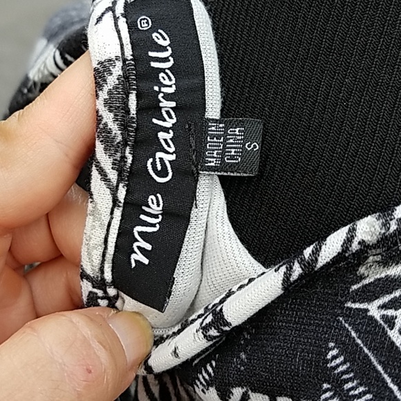 Dress by Mue Gabrielle - Picture 5 of 5